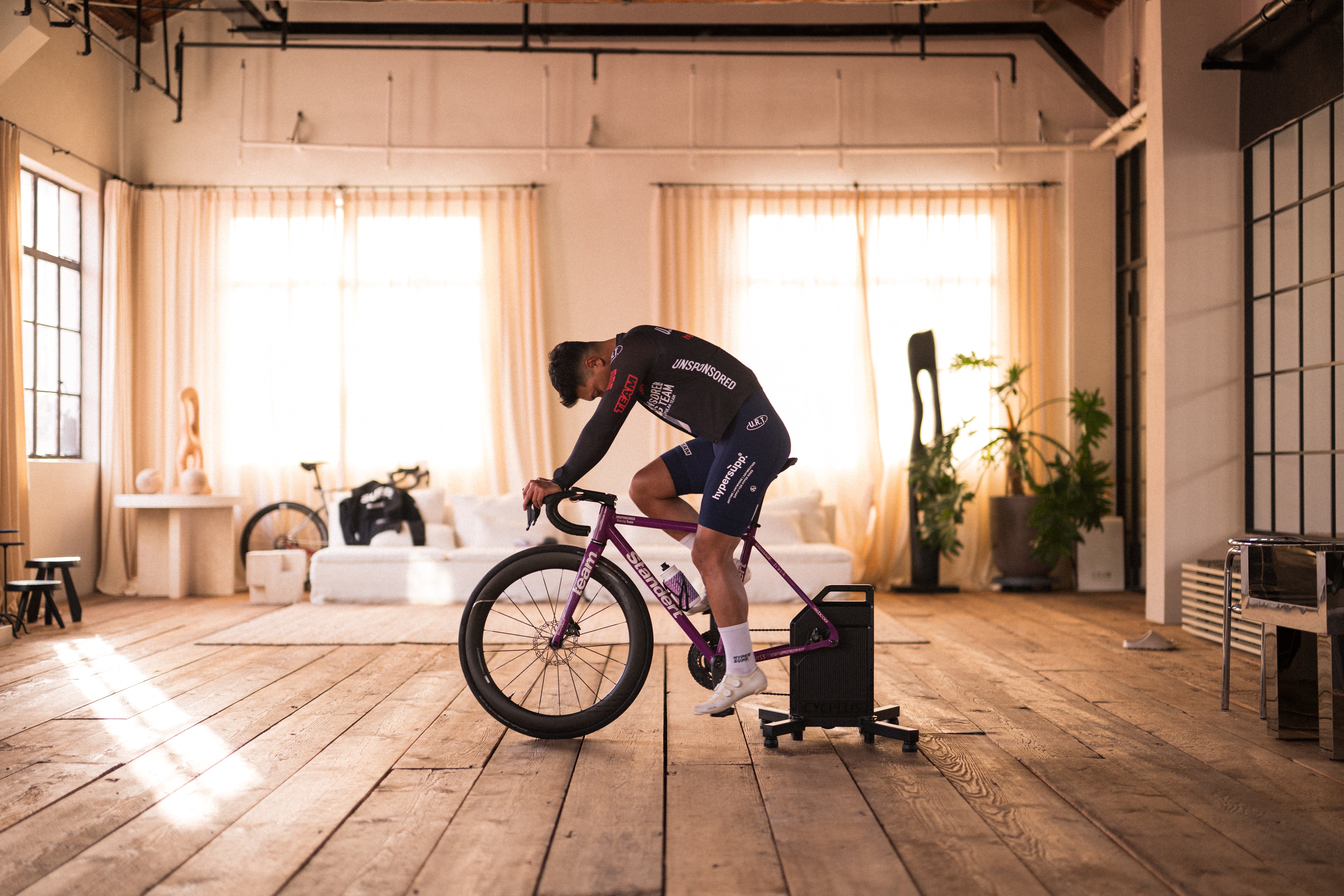 hypersupp. | Provide hyper supplies for cyclists.