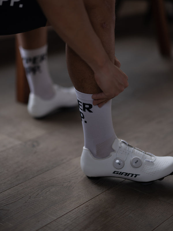 Universality HYPERSUPP. Socks - White